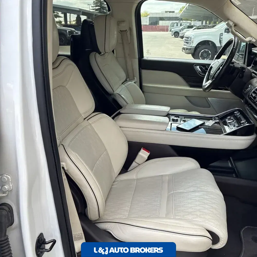 2020 Lincoln Navigator Black Label