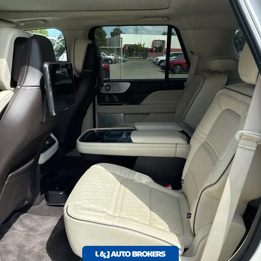 2020 Lincoln Navigator Black Label