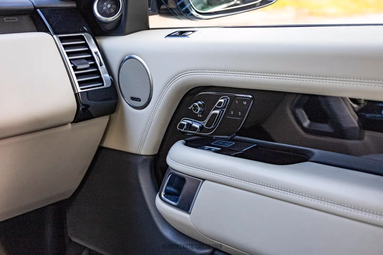 2021 Land Rover Range Rover HSE Westminster Edition