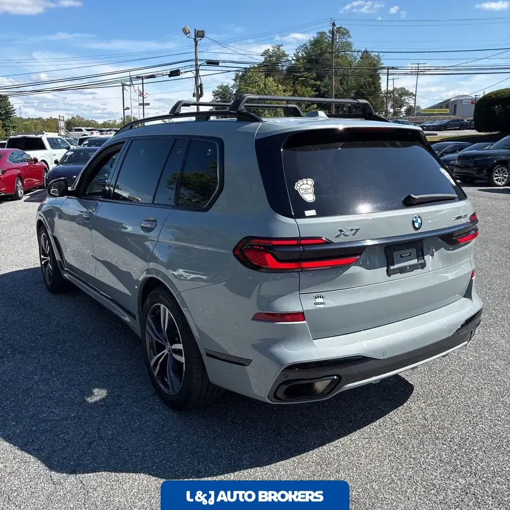 2024 BMW X7 XDrive40i
