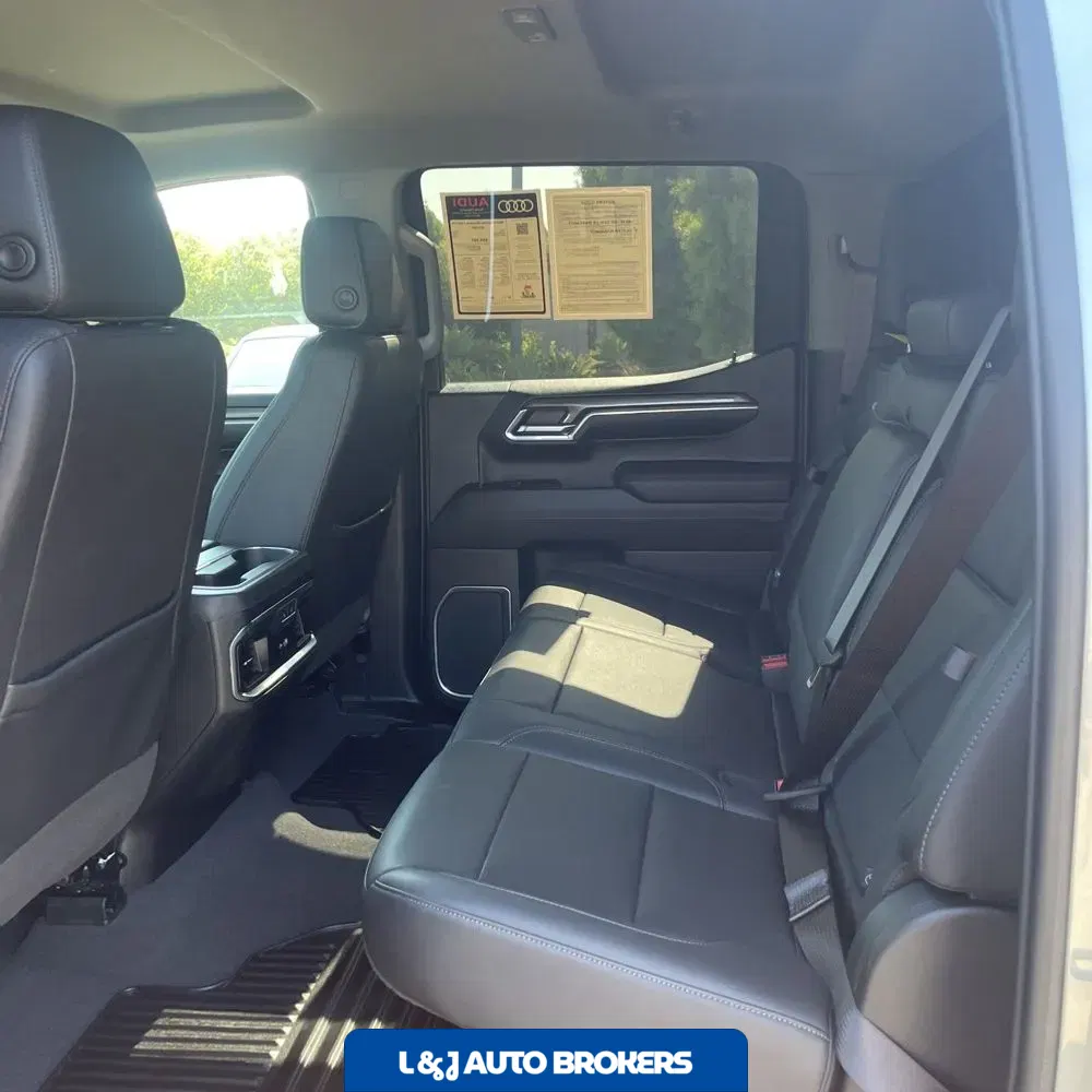 2024 Chevrolet Silverado 1500 LTZ