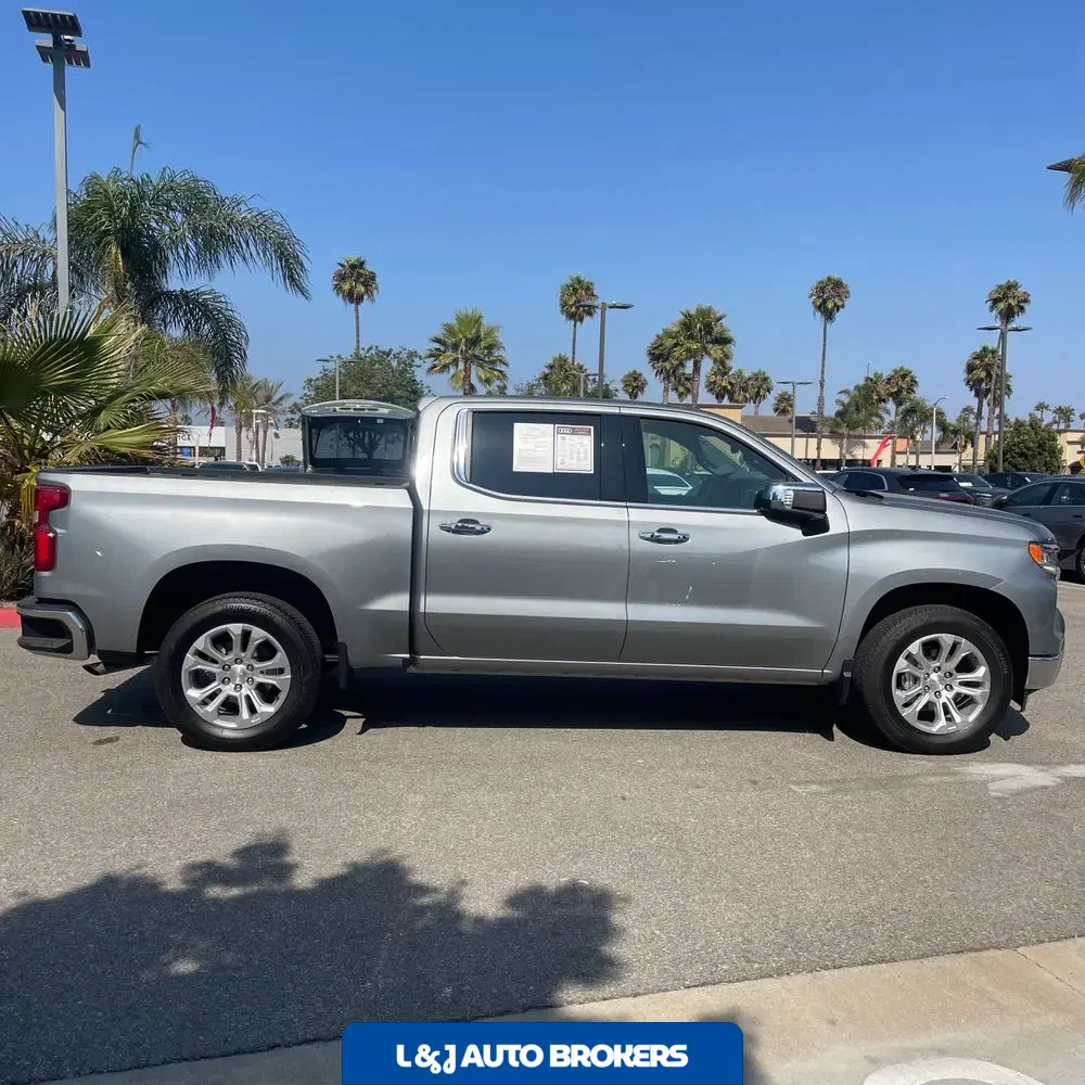 2024 Chevrolet Silverado 1500 LTZ