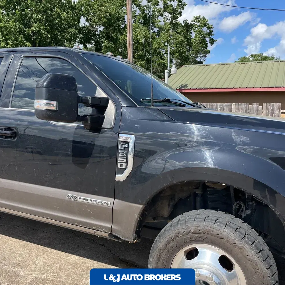 2022 Ford F-350 Super Duty King Ranch