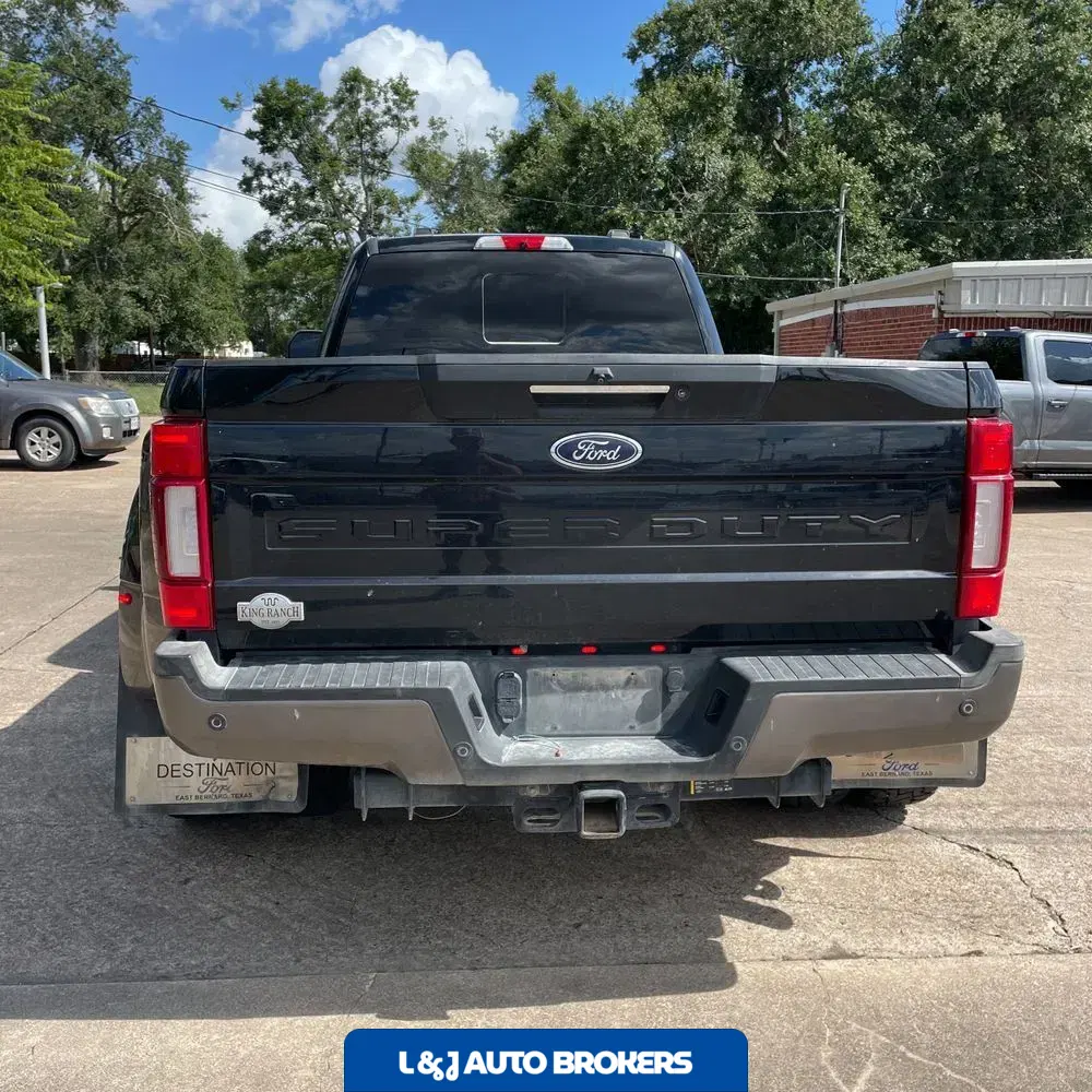2022 Ford F-350 Super Duty King Ranch