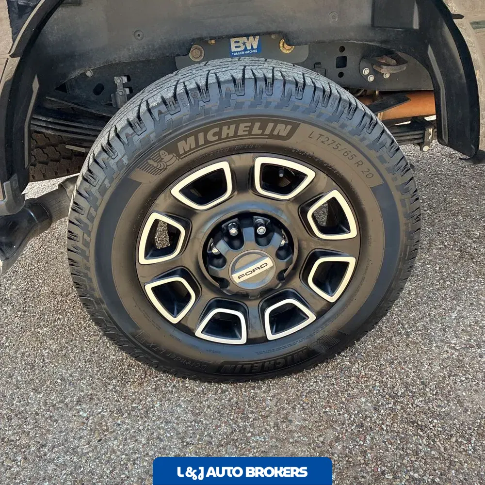 2024 Ford F-350 Super Duty Platinum