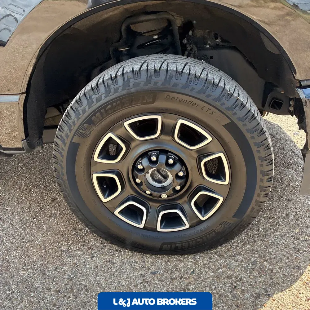 2024 Ford F-350 Super Duty Platinum