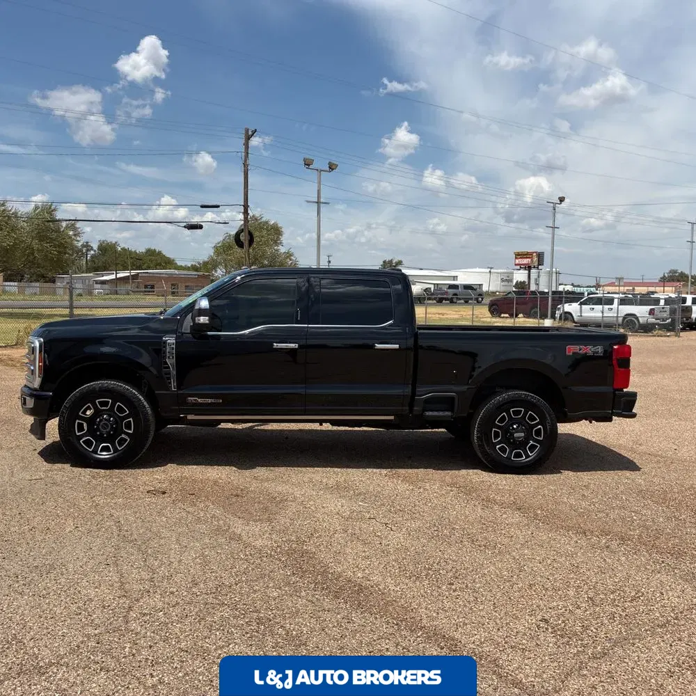 2024 Ford F-350 Super Duty Platinum