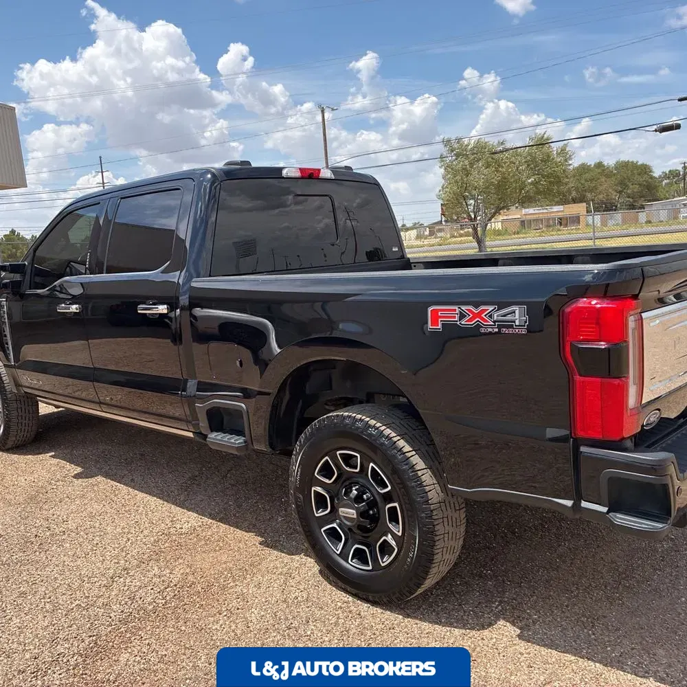 2024 Ford F-350 Super Duty Platinum