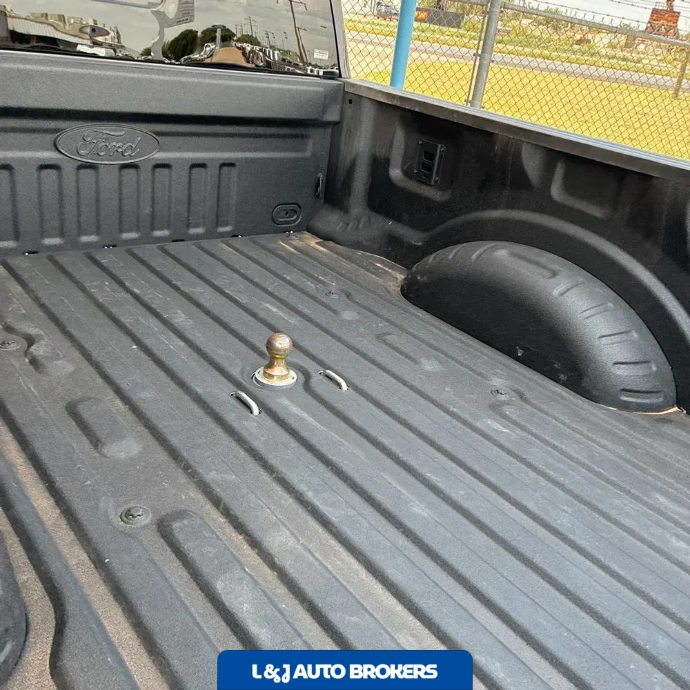 2024 Ford F-350 Super Duty Platinum