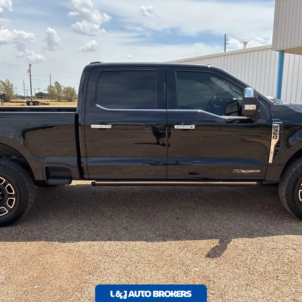 2024 Ford F-350 Super Duty Platinum
