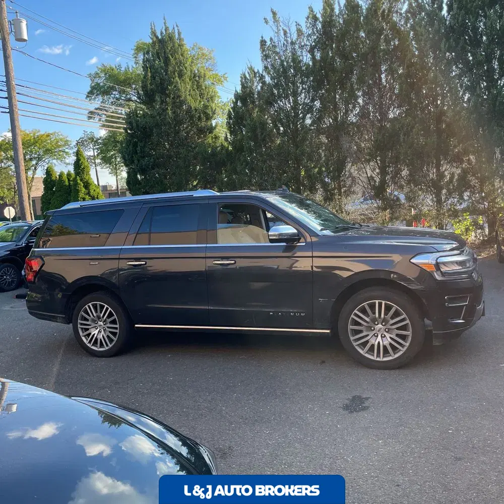 2022 Ford Expedition MAX Platinum