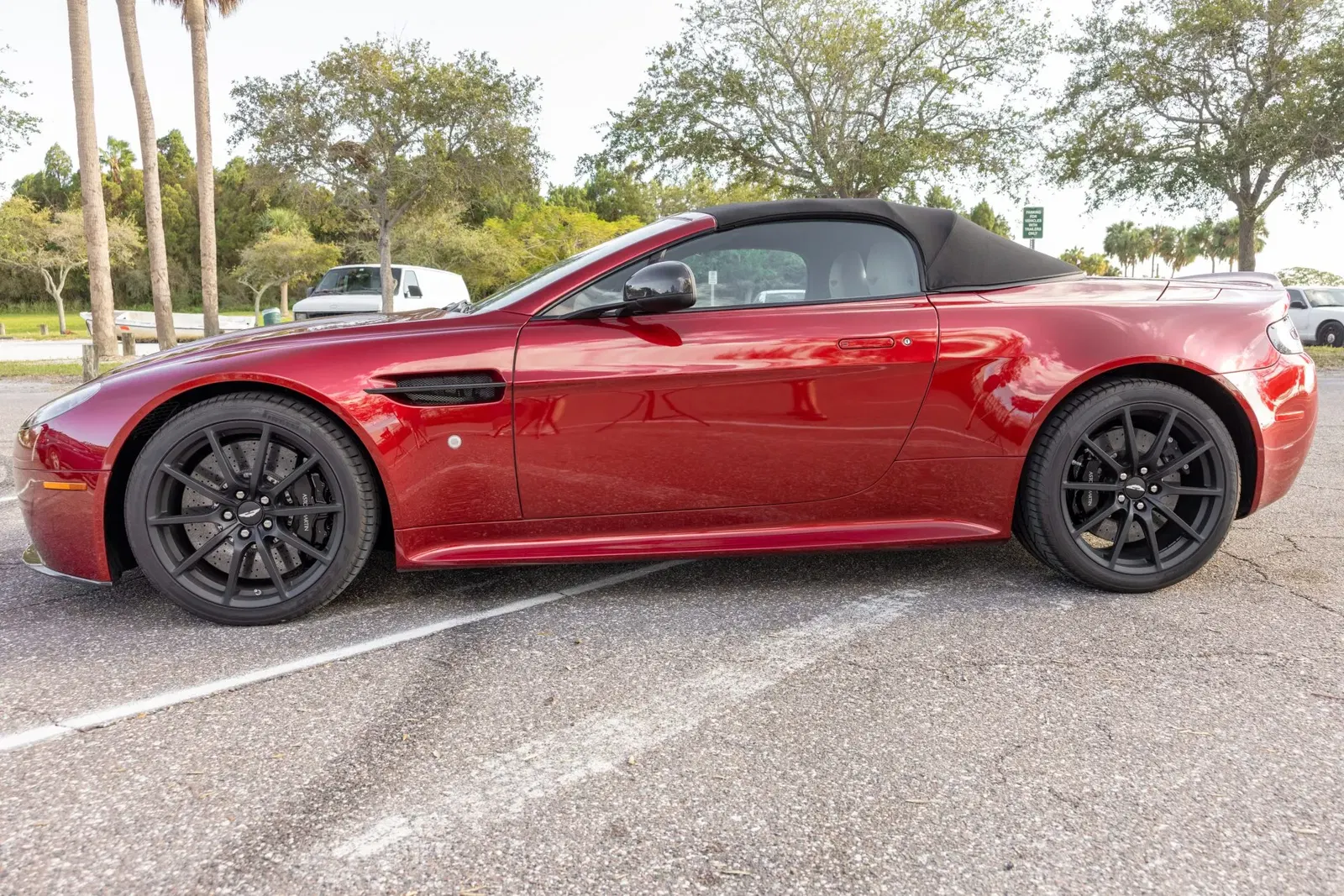 3k-Mile 2017 Aston Martin V12 Vantage S Roadster 7-Speed