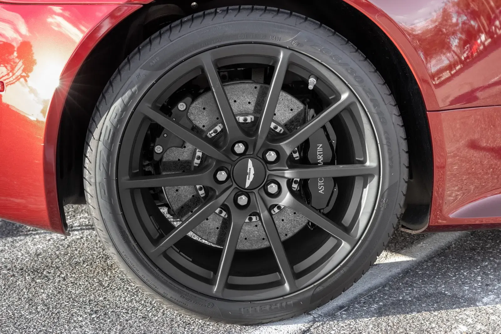 3k-Mile 2017 Aston Martin V12 Vantage S Roadster 7-Speed