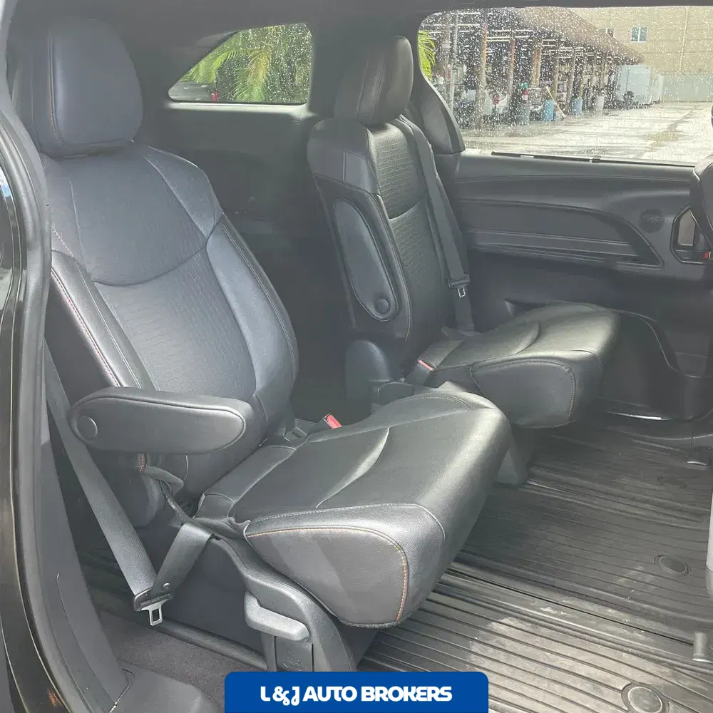 2024 Toyota Sienna XSE 7-Passenger