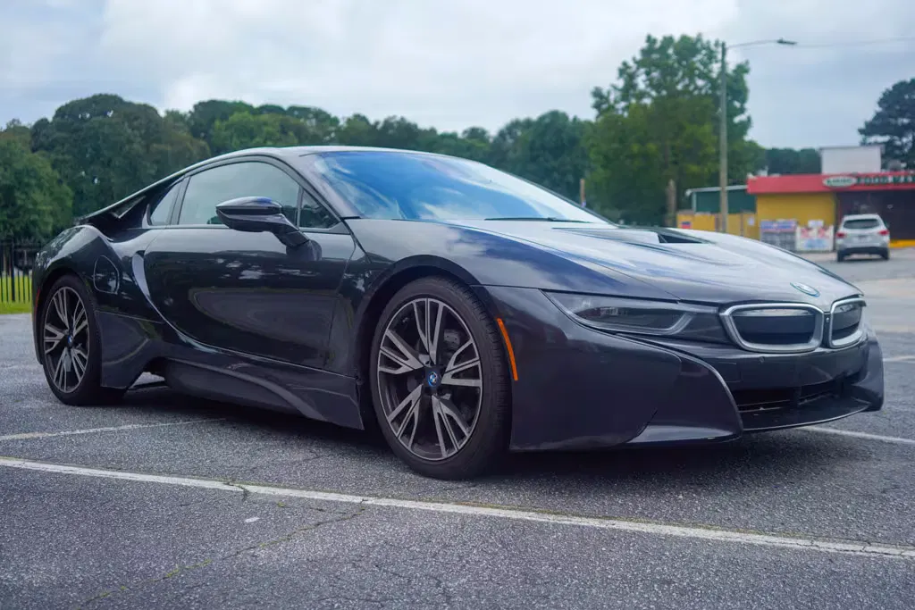 2016 BMW I8 Giga World