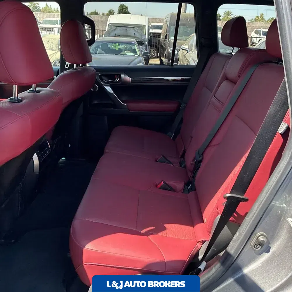 2023 Lexus GX 460 Base