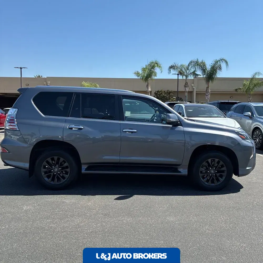 2023 Lexus GX 460 Base
