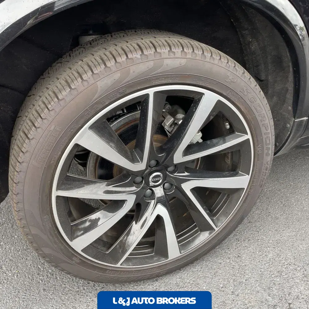 2024 Volvo XC90 B6 - Ultimate