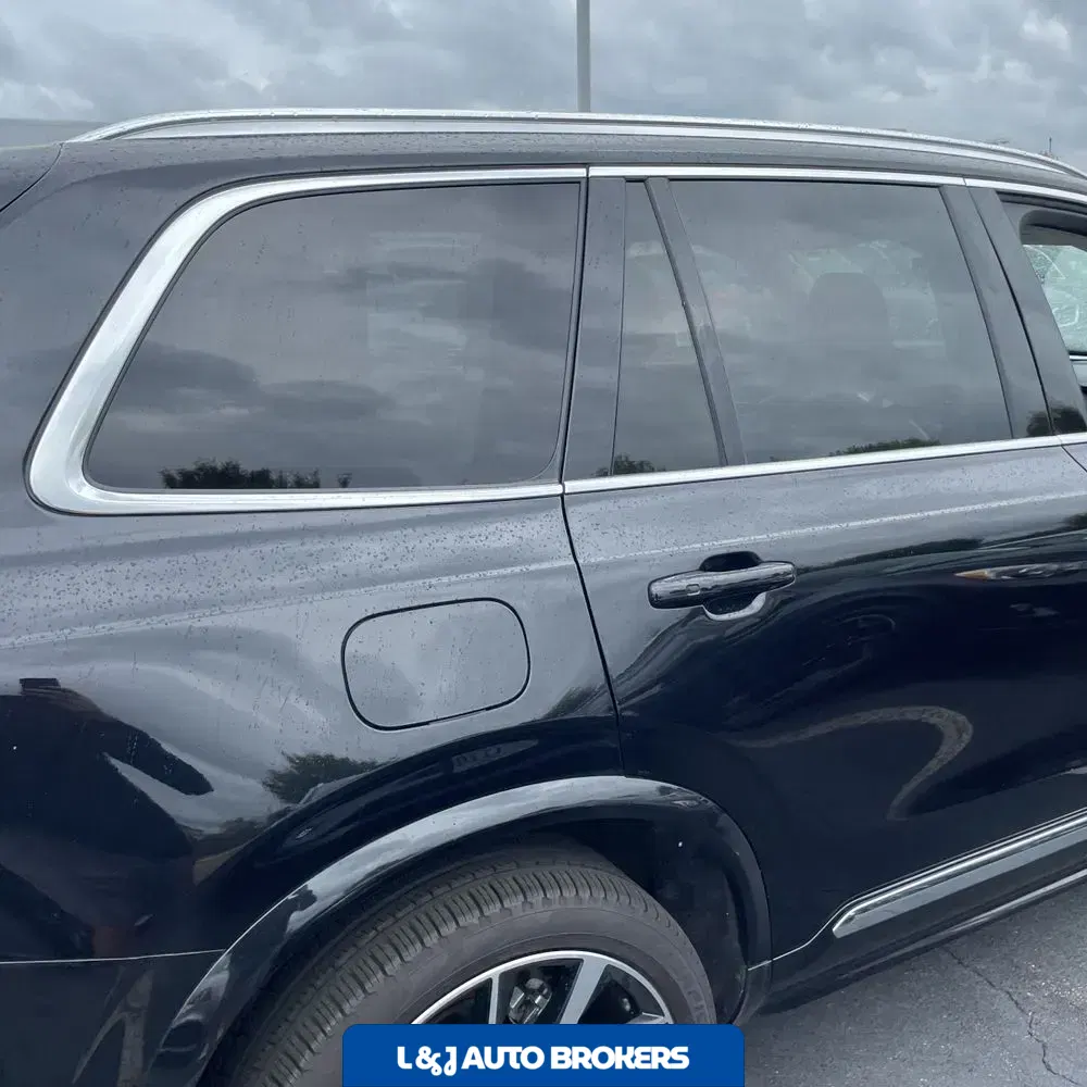 2024 Volvo XC90 B6 - Ultimate
