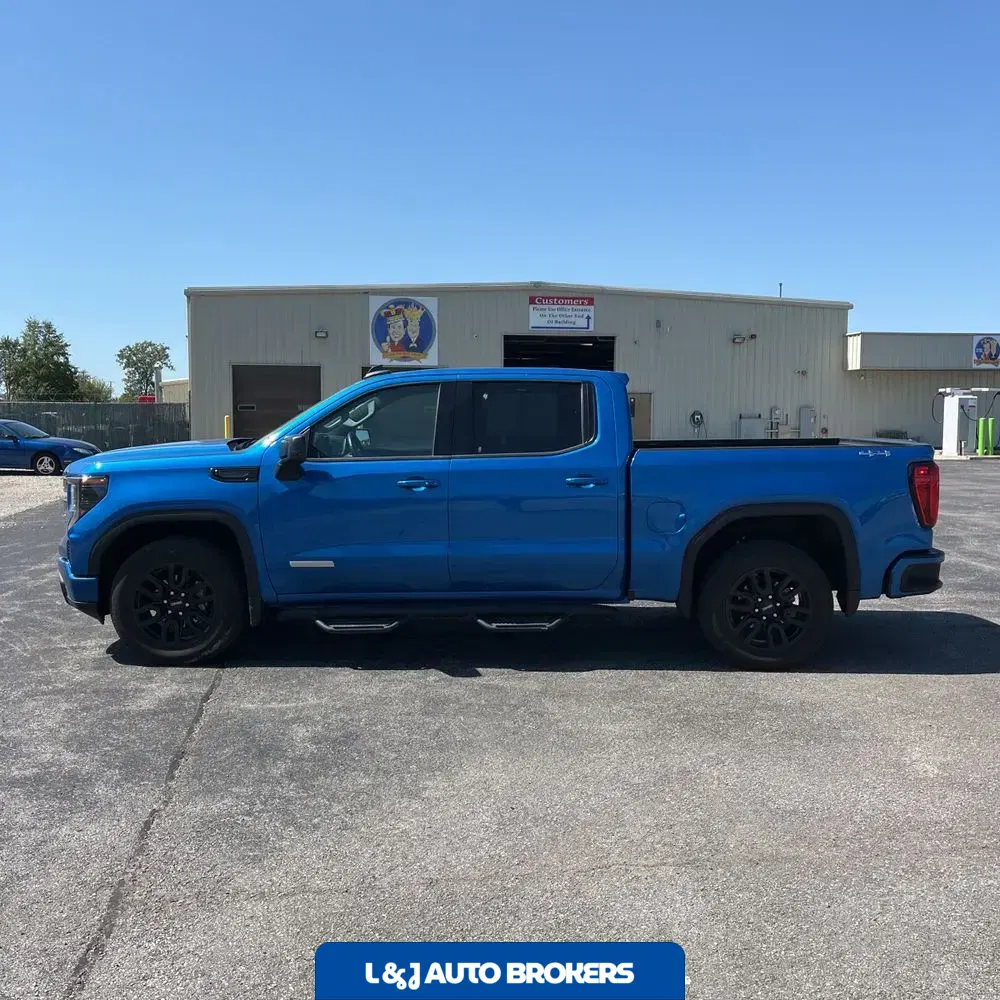 2024 GMC Sierra 1500 Elevation