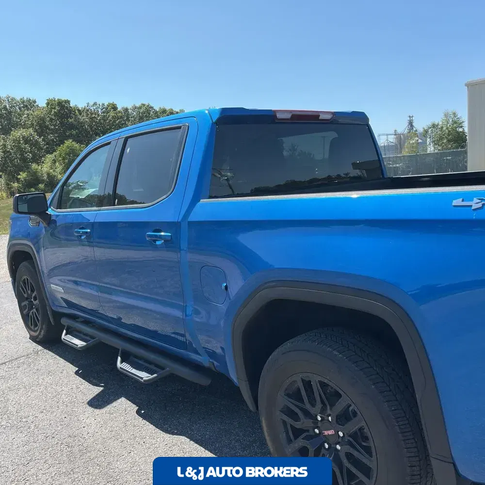 2024 GMC Sierra 1500 Elevation