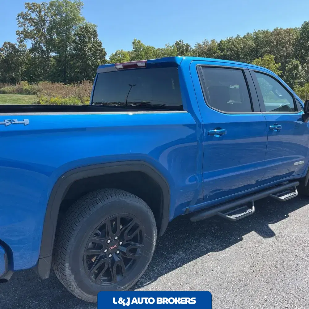 2024 GMC Sierra 1500 Elevation