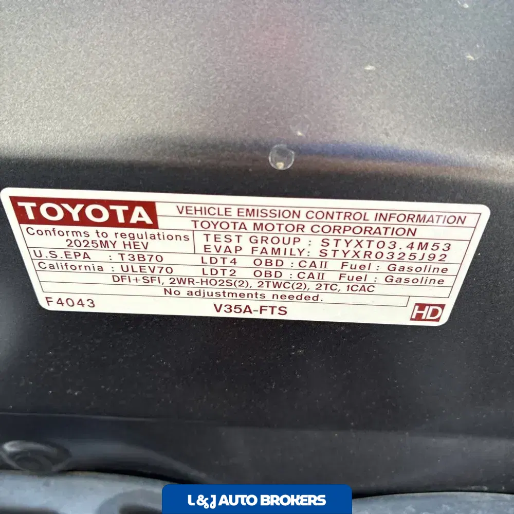 2025 Toyota Tundra Platinum HV