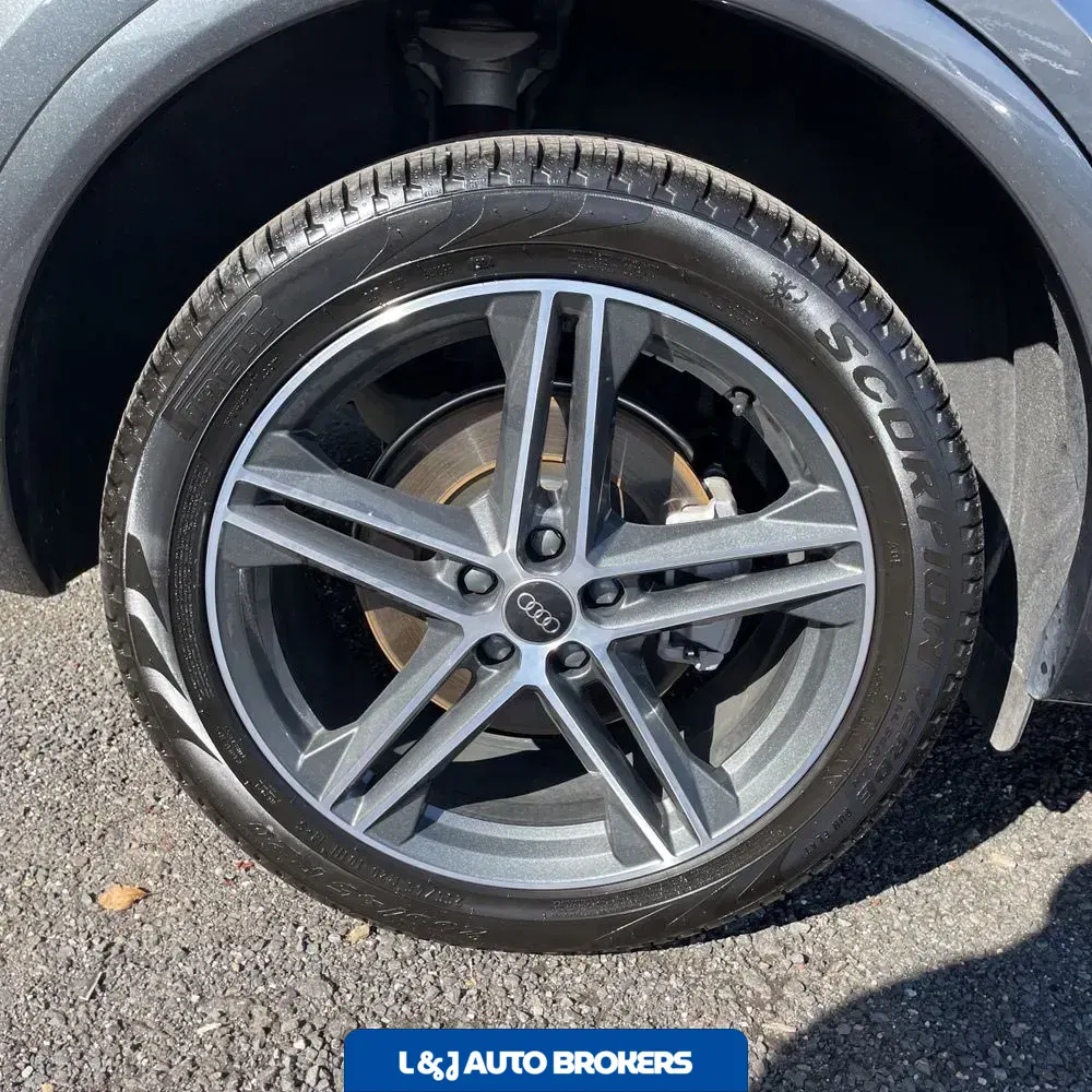 2025 Audi Q5 S-Line Prem+ 55 PHEV