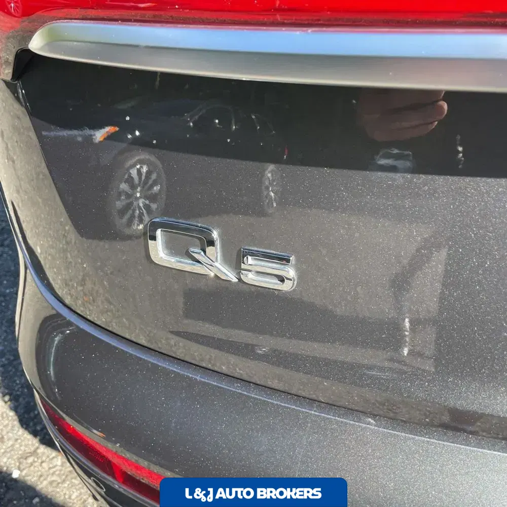 2025 Audi Q5 S-Line Prem+ 55 PHEV