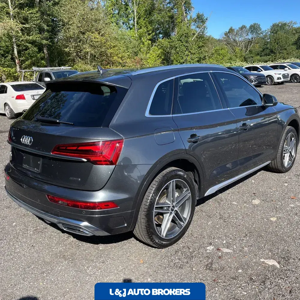 2025 Audi Q5 S-Line Prem+ 55 PHEV