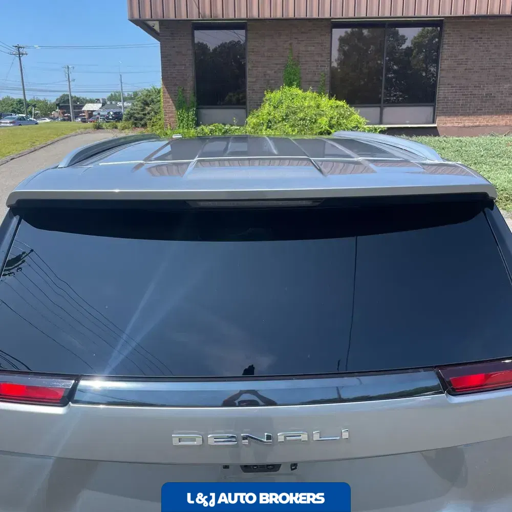 2025 GMC Yukon Denali Ultimate