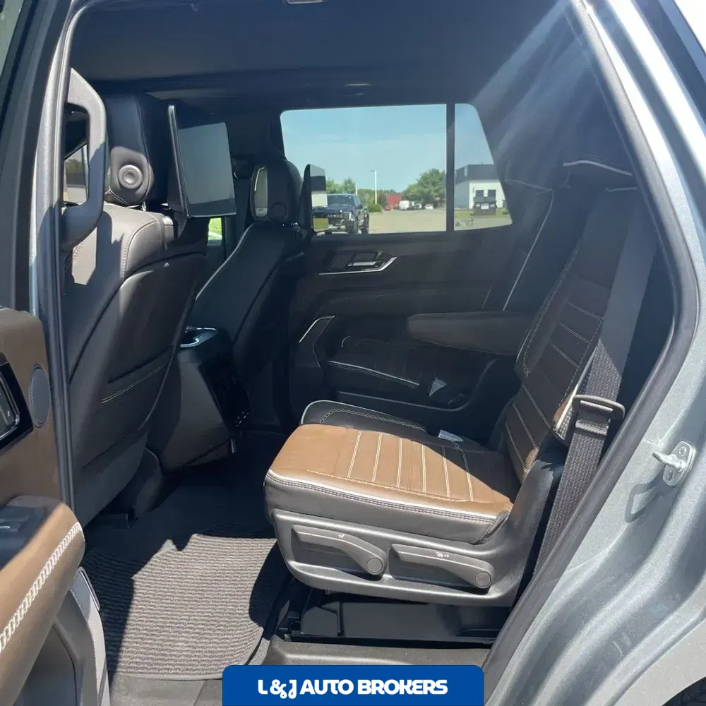 2025 GMC Yukon Denali Ultimate