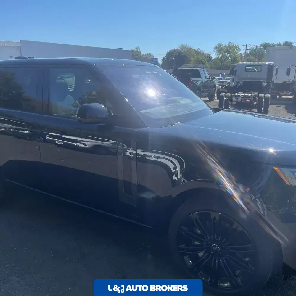 2023 Land Rover Range Rover SE