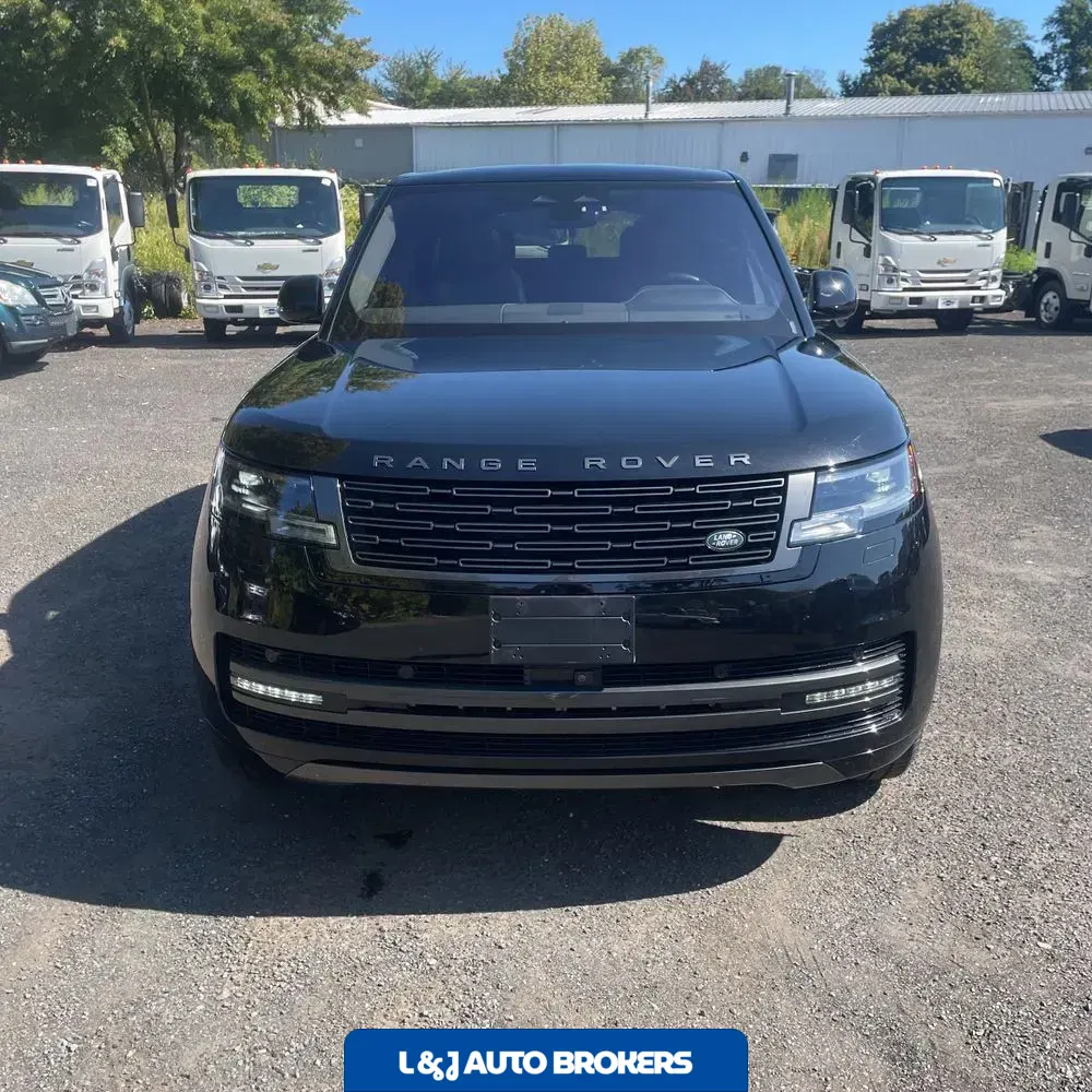 2023 Land Rover Range Rover SE