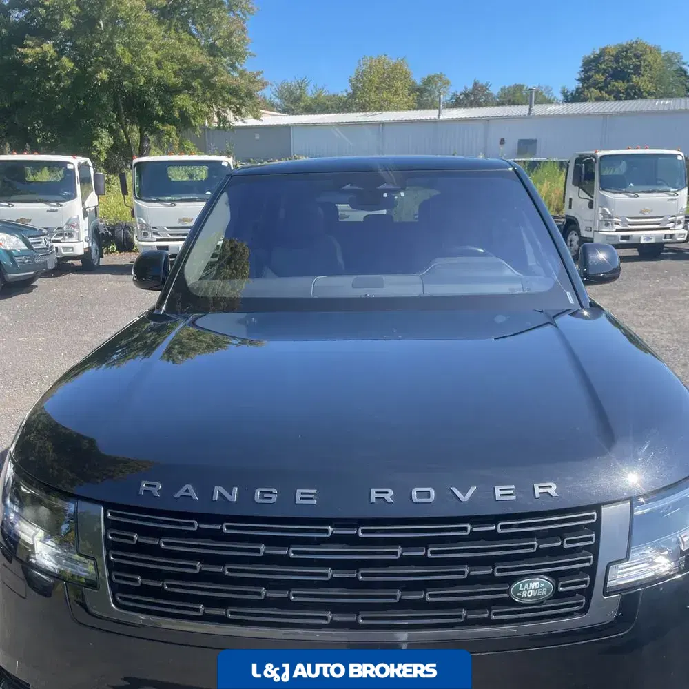 2023 Land Rover Range Rover SE