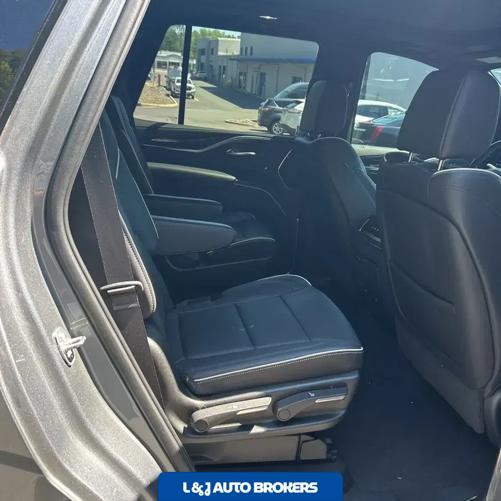 2021 Cadillac Escalade Sport