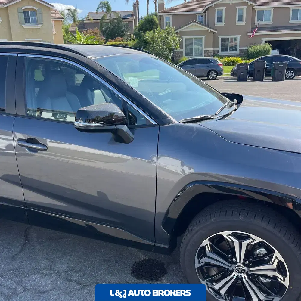 2025 Toyota RAV4 Plug-in Hybrid XSE