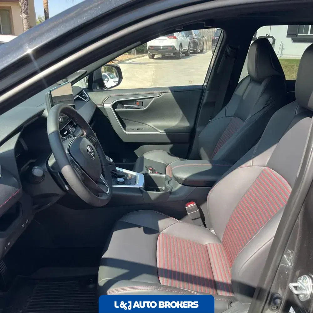 2025 Toyota RAV4 Plug-in Hybrid XSE