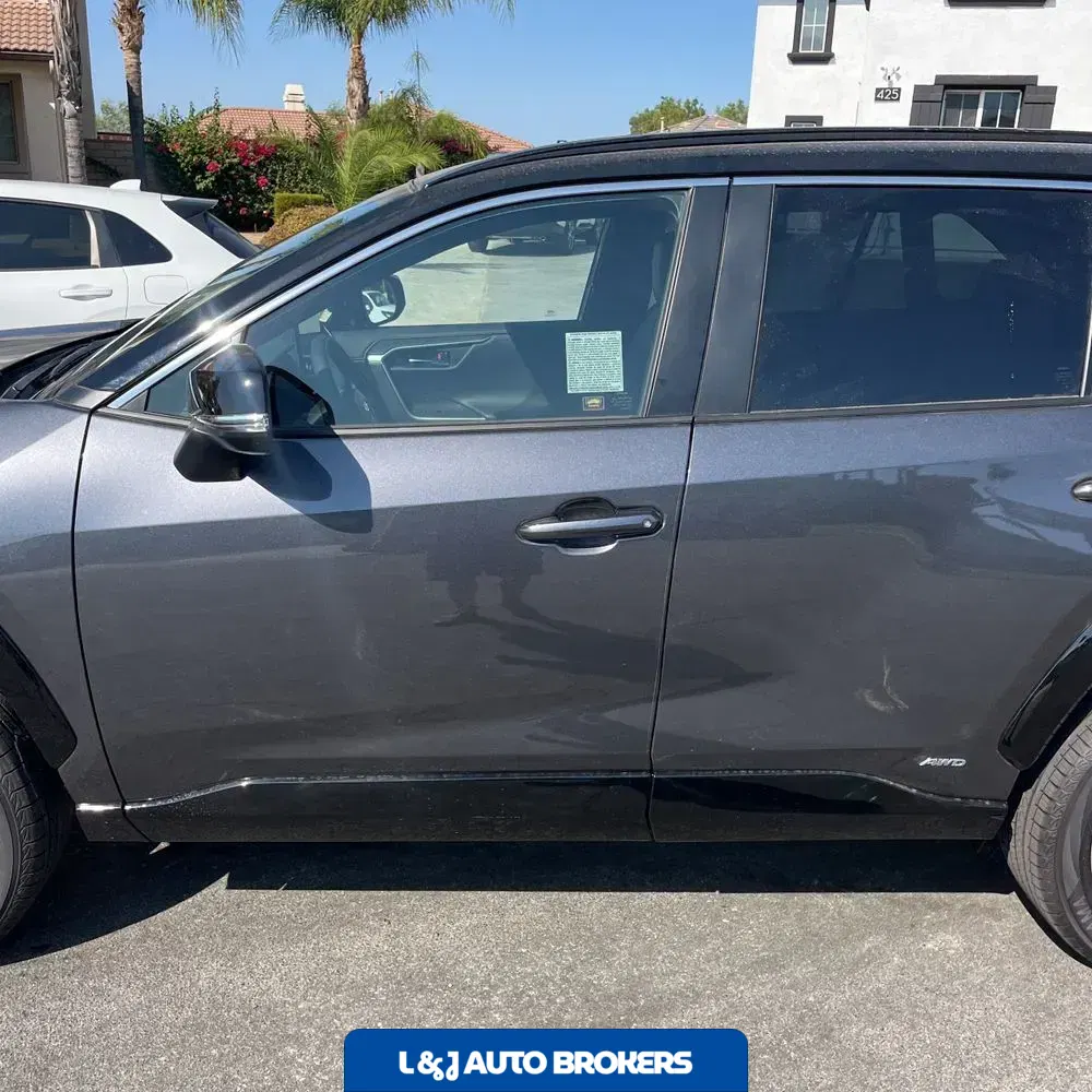 2025 Toyota RAV4 Plug-in Hybrid XSE