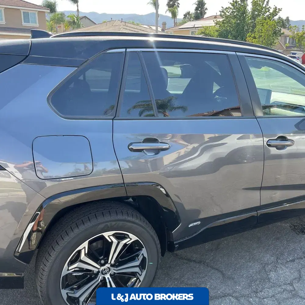 2025 Toyota RAV4 Plug-in Hybrid XSE