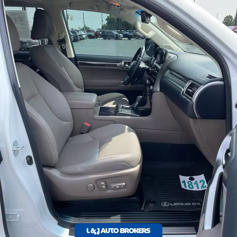 2023 Lexus GX 460 Base
