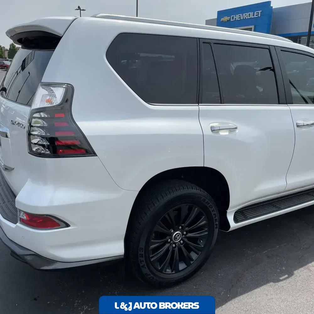 2023 Lexus GX 460 Base