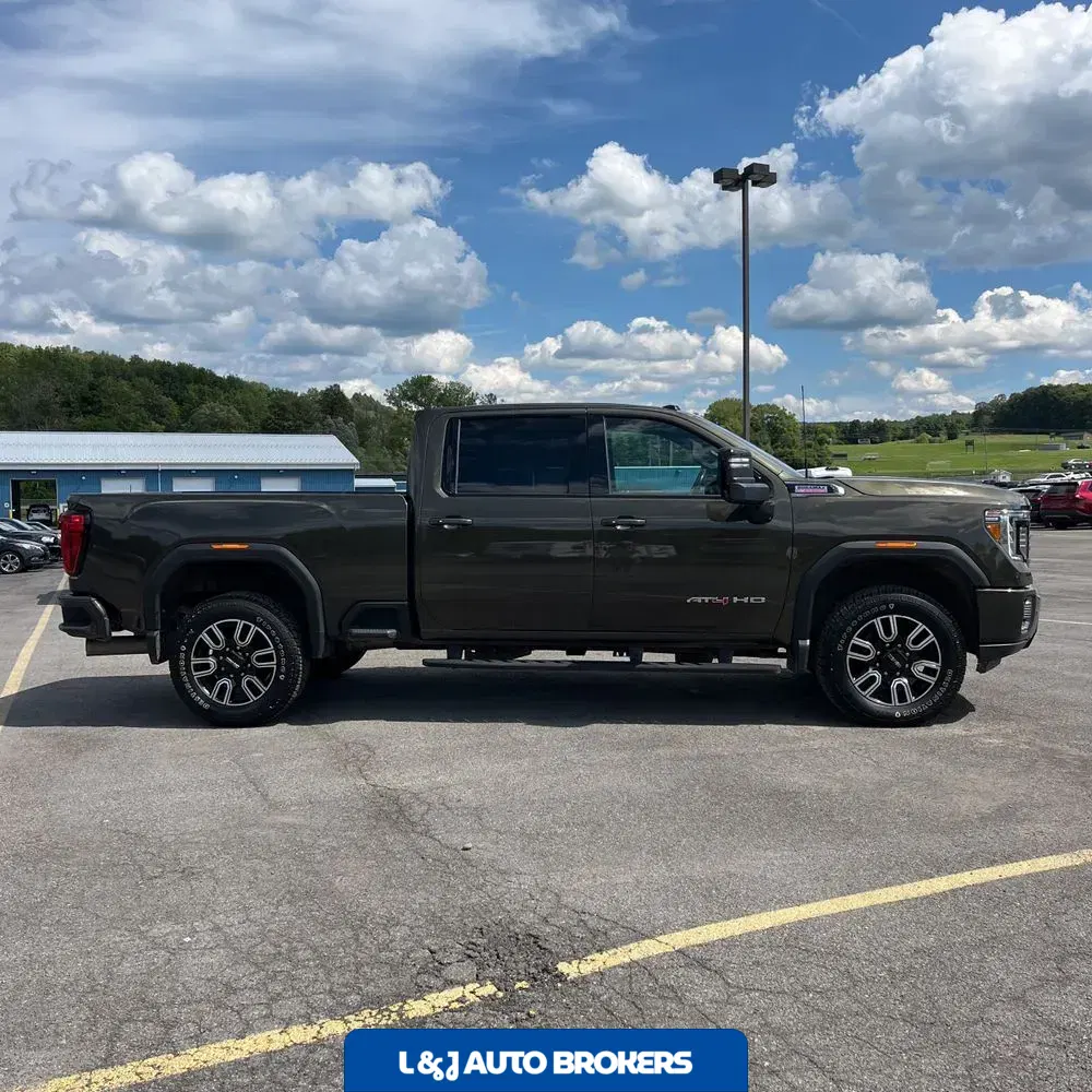 2023 GMC Sierra 2500HD AT4