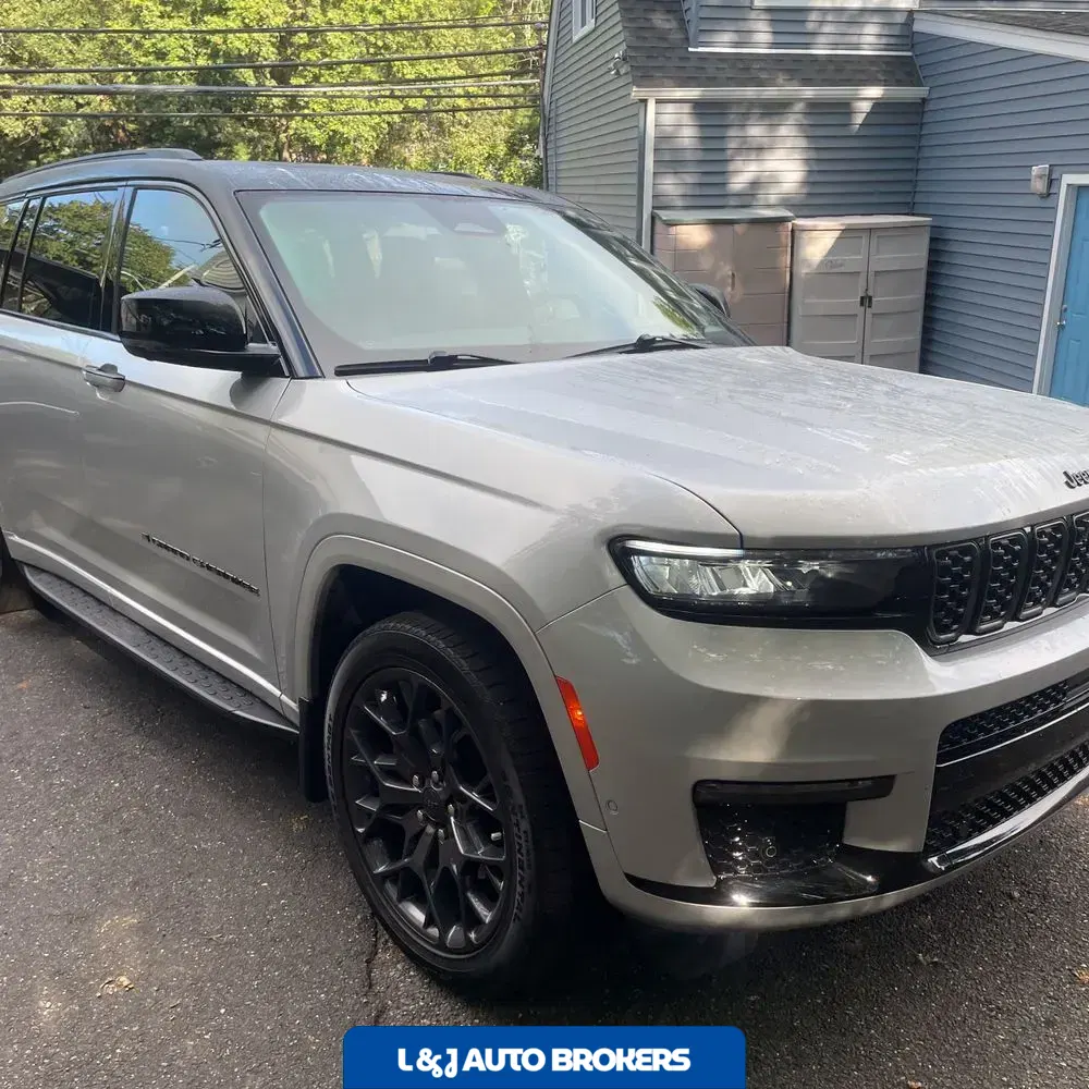 2023 Jeep Grand Cherokee L Summit Reserve
