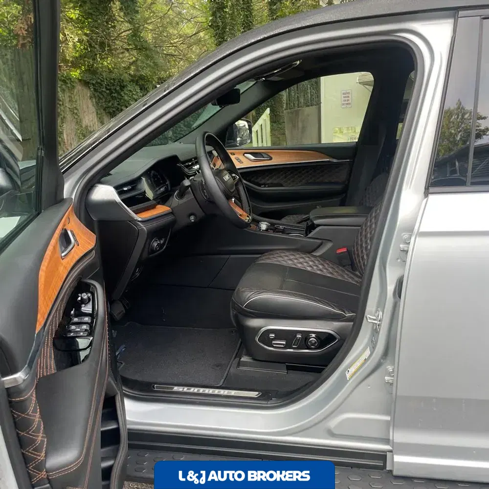 2023 Jeep Grand Cherokee L Summit Reserve