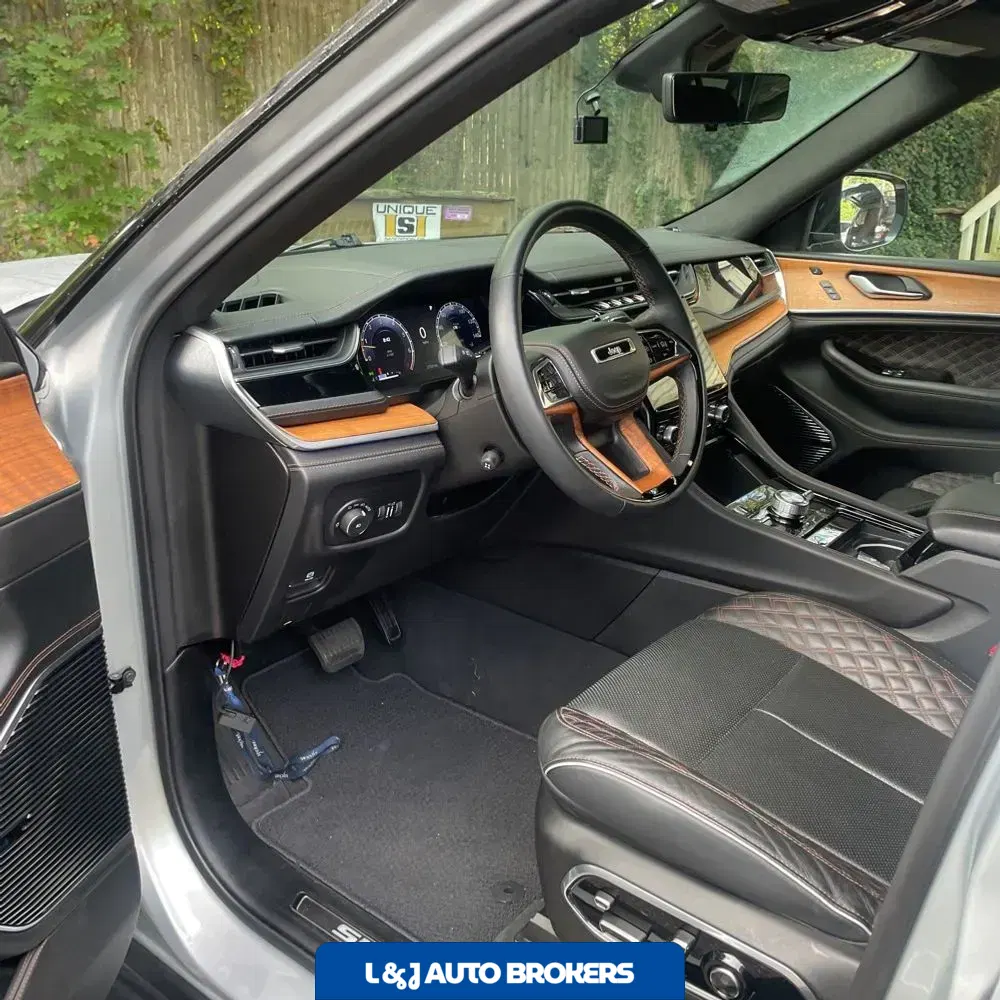 2023 Jeep Grand Cherokee L Summit Reserve