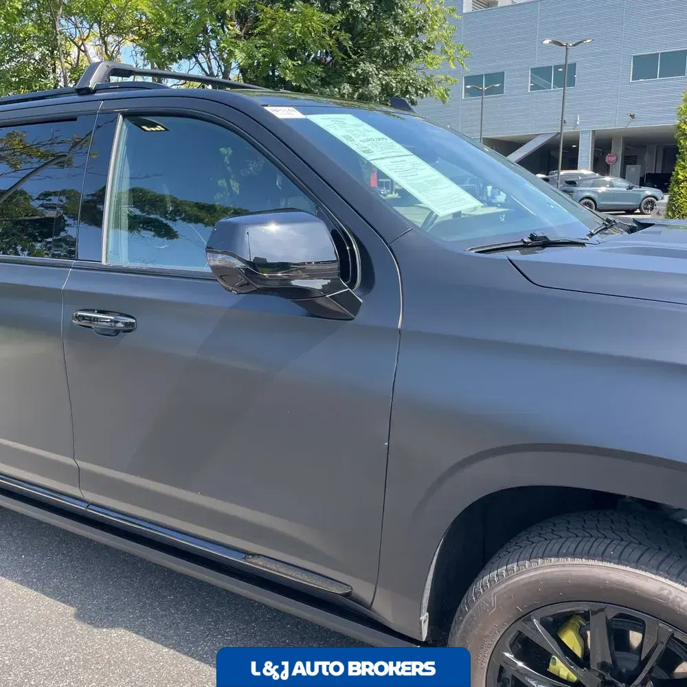 2024 Cadillac Escalade ESV Sport Platinum
