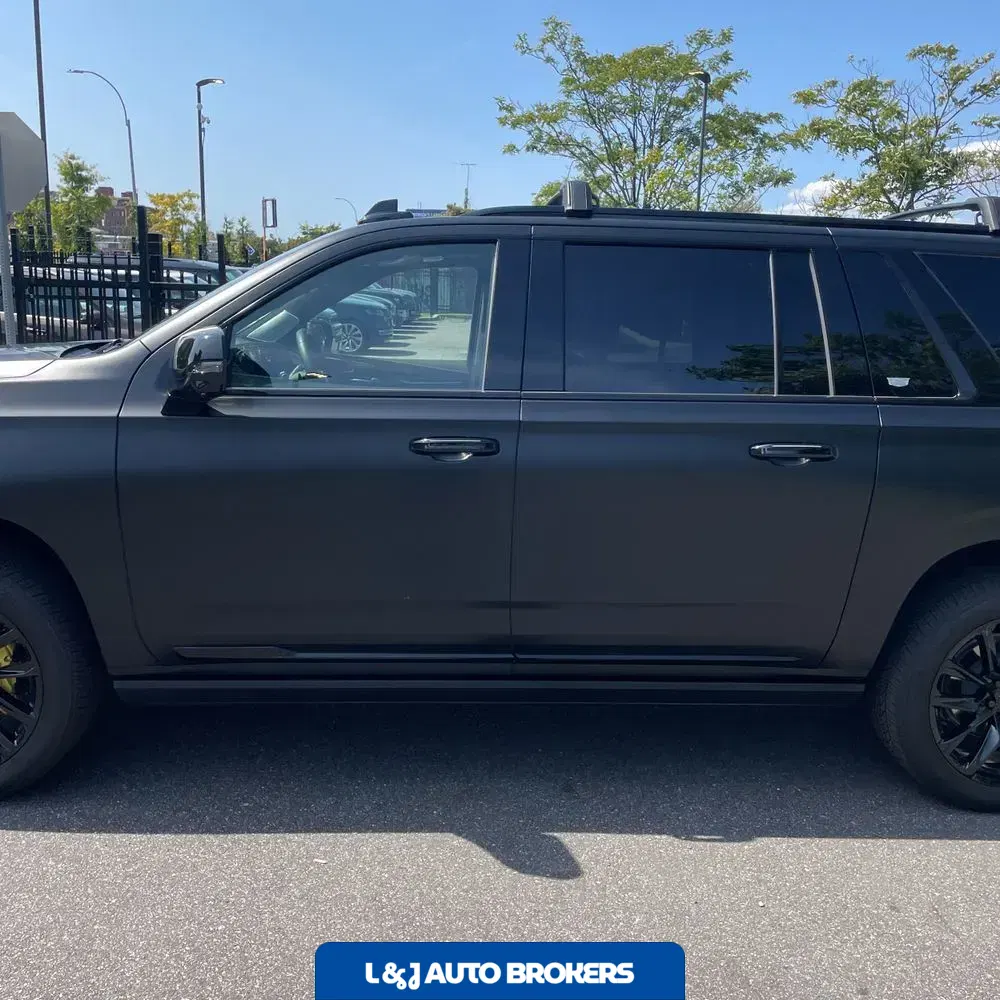 2024 Cadillac Escalade ESV Sport Platinum