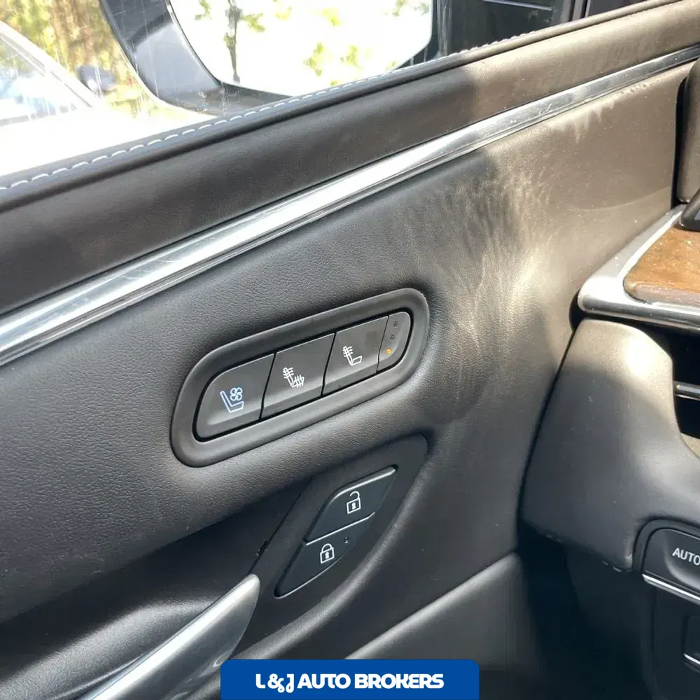 2024 Cadillac Escalade ESV Sport Platinum