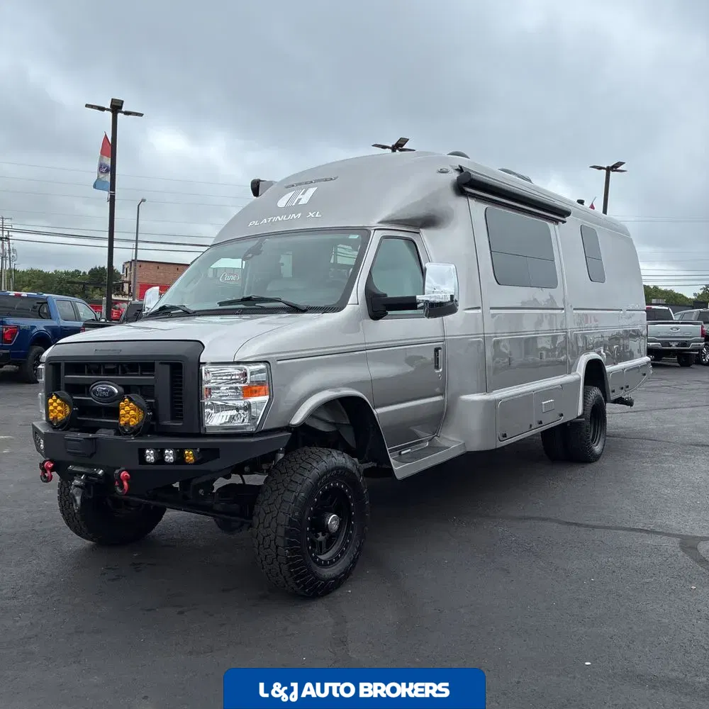 2022 Ford Commercial Vans E450